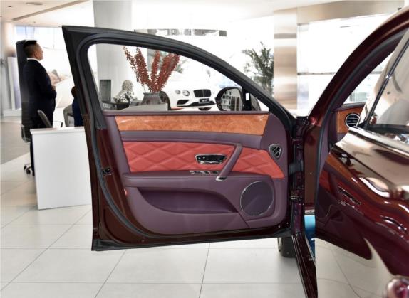 飞驰 2015款 6.0T W12 标准版 车厢座椅   前门板