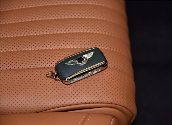 飞驰 2016款 4.0T V8 标准版 其他细节类   钥匙