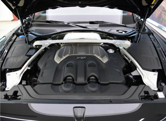 飞驰 2022款 4.0T V8 标准版 其他细节类   发动机舱