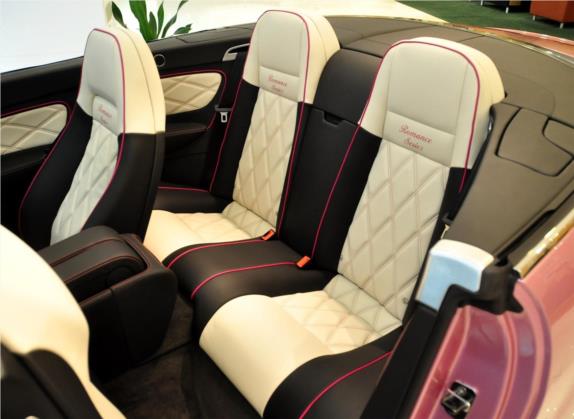 欧陆 2007款 GTC 6.0 车厢座椅   后排空间