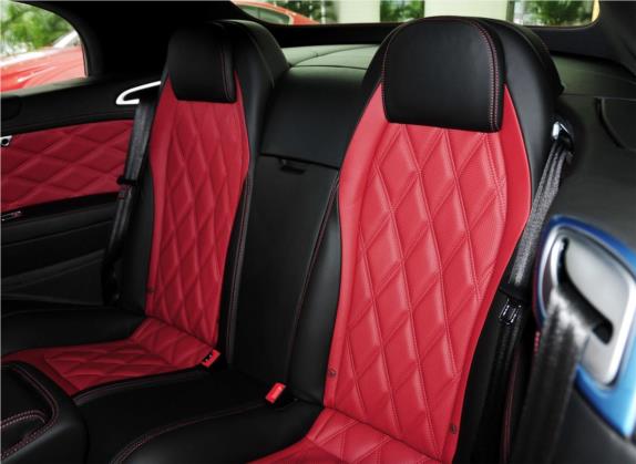 欧陆 2012款 4.0T GTC V8 车厢座椅   后排空间