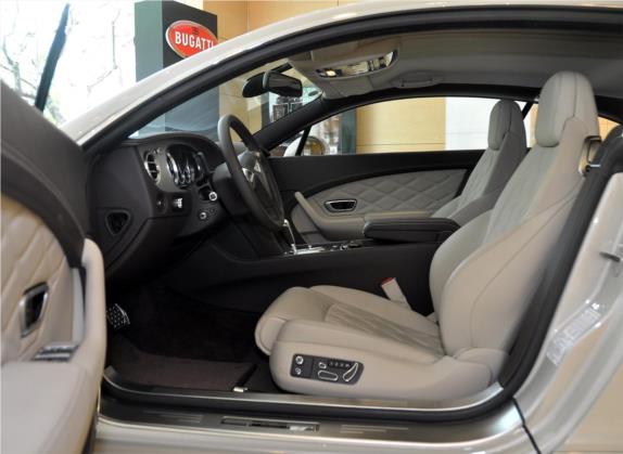 欧陆 2012款 6.0T GT W12 车厢座椅   前排空间