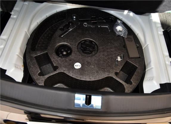 欧陆 2015款 4.0T GT3-R 其他细节类   备胎