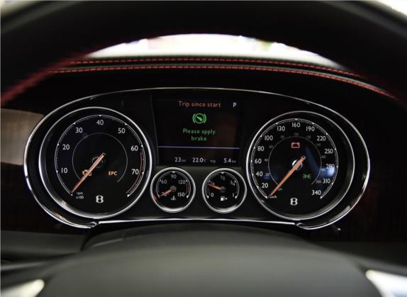 欧陆 2016款 4.0T GT V8 S 标准版 中控类   仪表盘
