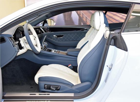 欧陆 2022款 4.0T GT V8 Mulliner 车厢座椅   前排空间