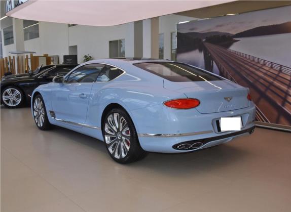 欧陆 2022款 4.0T GT V8 Mulliner 外观   斜后