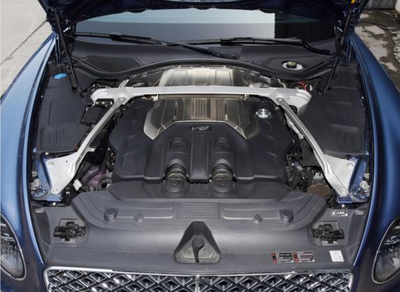 欧陆 2022款 4.0T GT V8 Mulliner 敞篷版 其他细节类   发动机舱