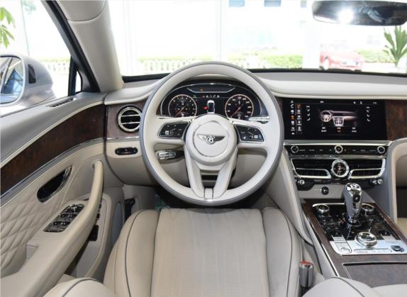 2022款 2.9T V6 Hybrid 中控类   驾驶位