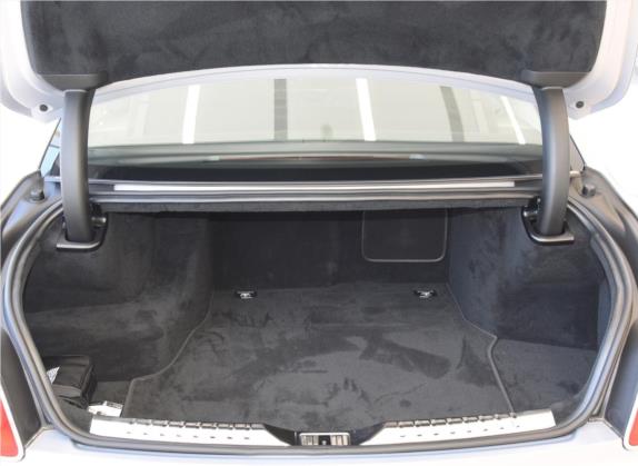 2022款 2.9T V6 Hybrid 车厢座椅   后备厢