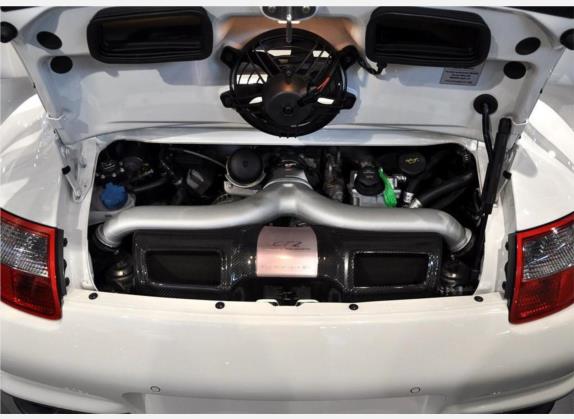 保时捷911 2010款 GT2 3.6T 其他细节类   发动机舱