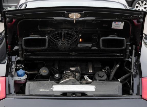 保时捷911 2010款 Carrera 3.6L 其他细节类   发动机舱