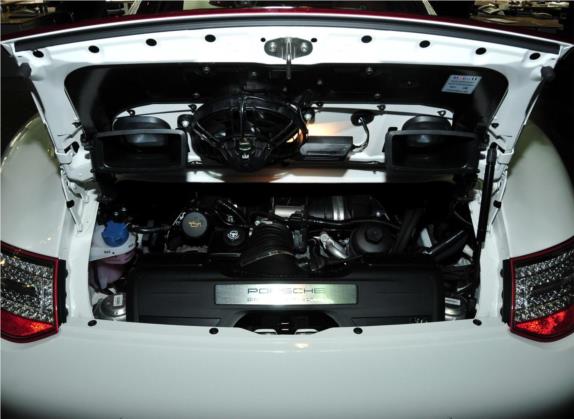 保时捷911 2010款 Targa 4 3.6L 其他细节类   发动机舱