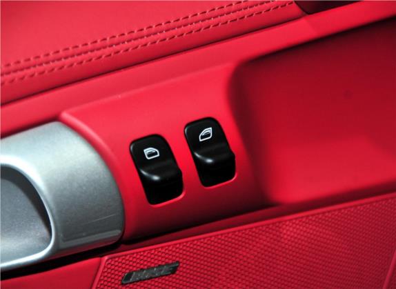 保时捷911 2010款 Targa 4 3.6L 车厢座椅   门窗控制