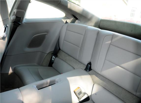 保时捷911 2012款 Carrera S 3.8L 车厢座椅   后排空间