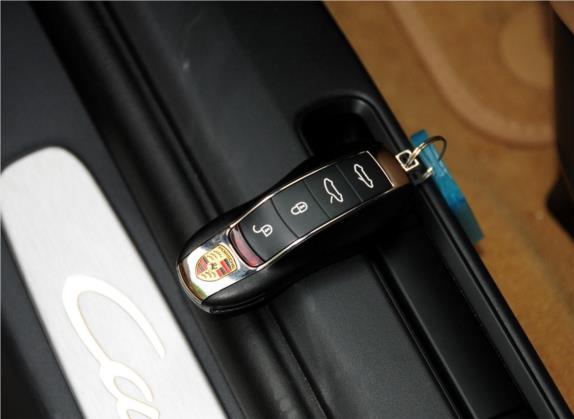 保时捷911 2012款 Carrera Cabriolet 3.4L 其他细节类   钥匙