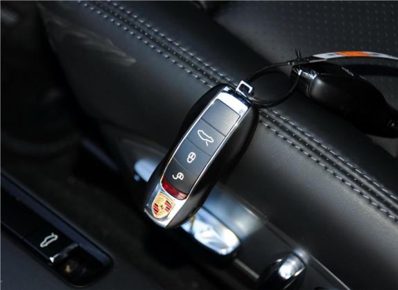 保时捷911 2013款 Carrera 4 3.4L 其他细节类   钥匙