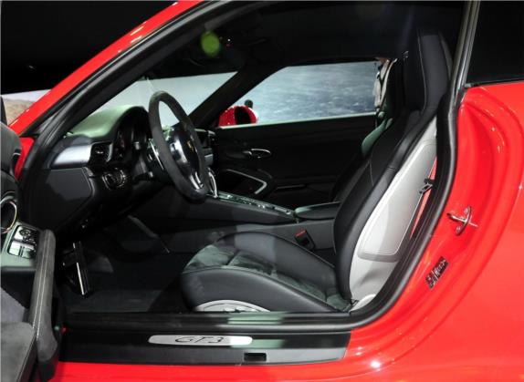 保时捷911 2013款 GT3 3.8L 车厢座椅   前排空间