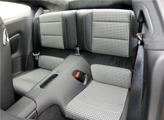 保时捷911 2013款 50 Years Edition 3.8L 车厢座椅   后排空间