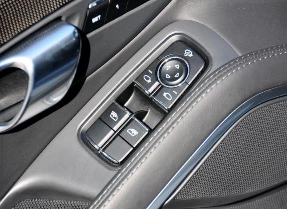 保时捷911 2014款 Turbo 3.8T 车厢座椅   门窗控制