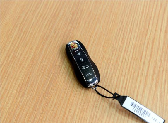 保时捷911 2014款 Targa 4 3.4L 其他细节类   钥匙