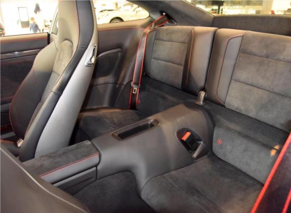 保时捷911 2015款 Carrera GTS 3.8L 车厢座椅   后排空间