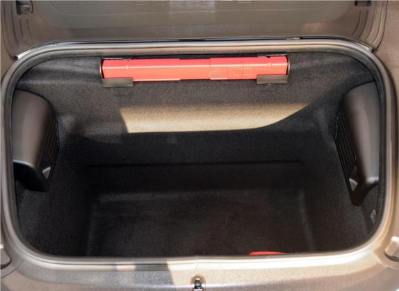 保时捷911 2015款 Carrera GTS 3.8L 车厢座椅   后备厢