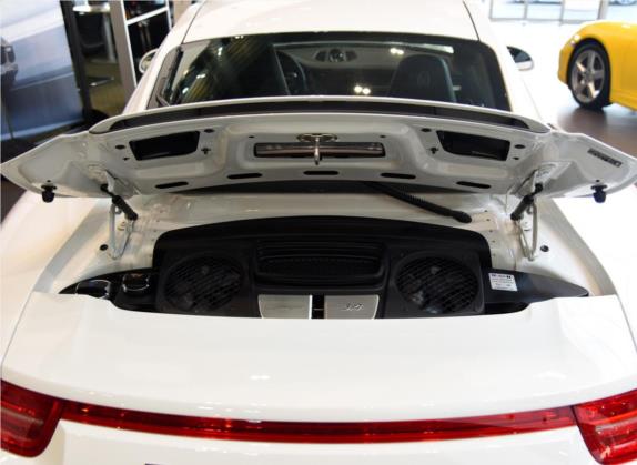 保时捷911 2015款 Carrera 4 3.4L Style Edition 其他细节类   发动机舱