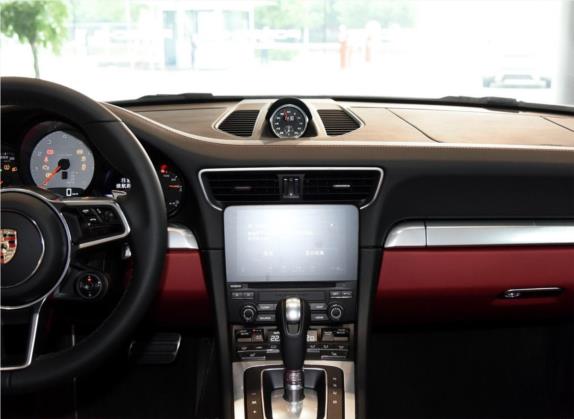 保时捷911 2016款 Carrera S Cabriolet 3.0T 中控类   中控台