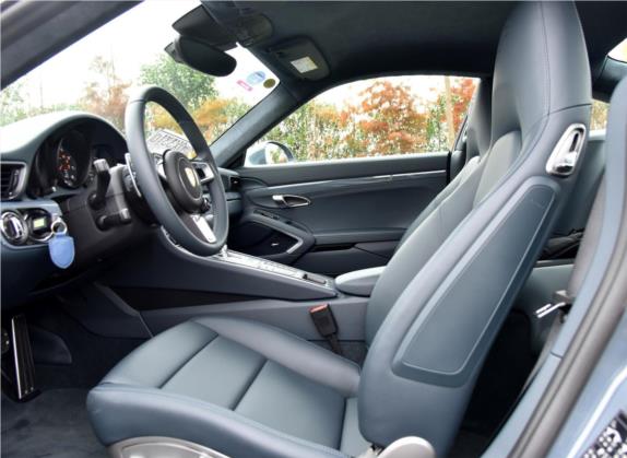 保时捷911 2016款 Carrera 4 3.0T 车厢座椅   前排空间