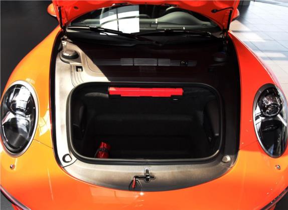 保时捷911 2016款 Carrera 4S 3.0T 车厢座椅   后备厢