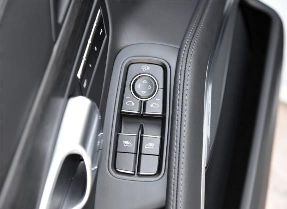 保时捷911 2017款 Targa 4 GTS 3.0T 车厢座椅   门窗控制