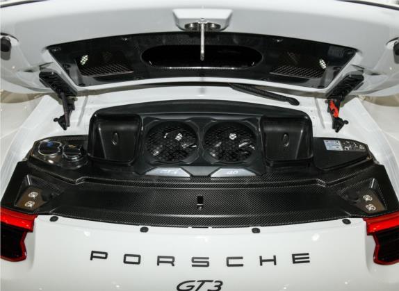 保时捷911 2018款 GT3 4.0L 其他细节类   发动机舱