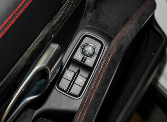 保时捷911 2018款 GT3 4.0L 车厢座椅   门窗控制