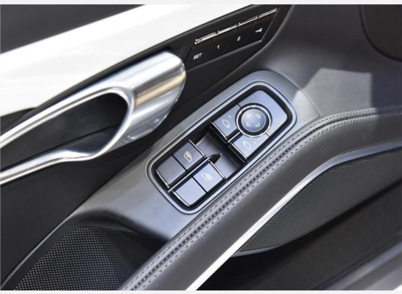 保时捷911 2018款 亚洲保时捷卡雷拉杯15周年限定版 车厢座椅   门窗控制