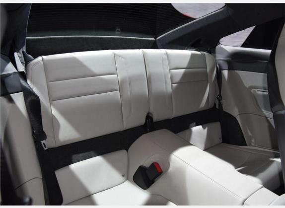 保时捷911 2019款 Carrera 4S 3.0T 车厢座椅   后排空间