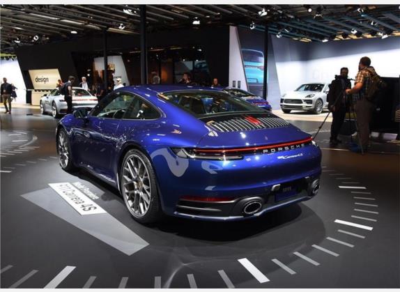 保时捷911 2019款 Carrera 4S 3.0T 外观   斜后