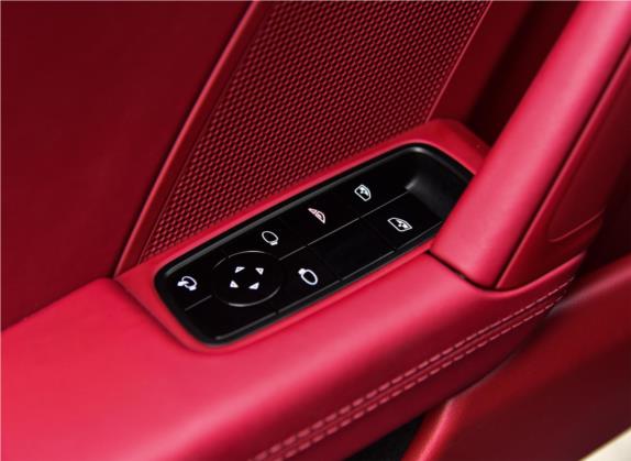 保时捷911 2020款 Carrera Cabriolet 3.0T 车厢座椅   门窗控制