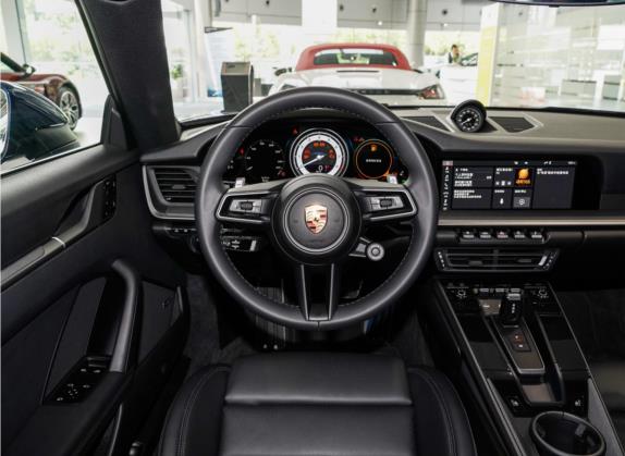 保时捷911 2020款 Carrera 4 3.0T 中控类   驾驶位