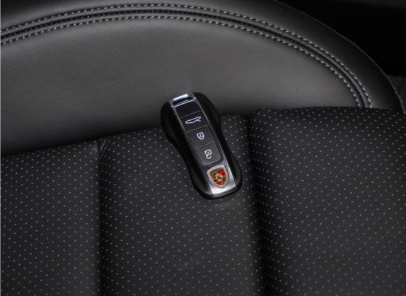 保时捷911 2020款 Carrera 4 3.0T 其他细节类   钥匙