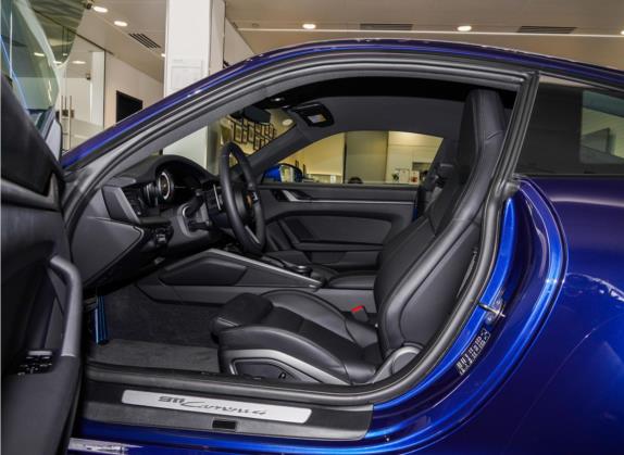 保时捷911 2020款 Carrera 4 3.0T 车厢座椅   前排空间
