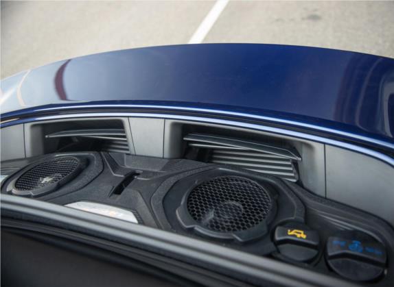 保时捷911 2020款 Turbo S Cabriolet 3.7T 其他细节类   发动机舱