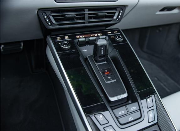 保时捷911 2020款 Turbo S Cabriolet 3.7T 中控类   挡把