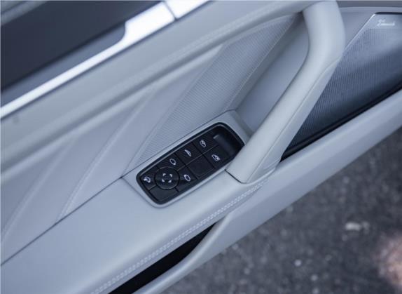 保时捷911 2020款 Turbo S Cabriolet 3.7T 车厢座椅   门窗控制