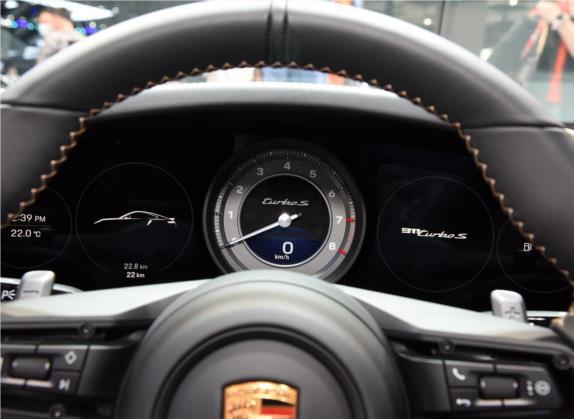 保时捷911 2021款 Turbo S 3.7T 保时捷中国20周年纪念版 中控类   仪表盘