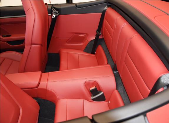 保时捷911 2022款 Carrera Cabriolet 3.0T 车厢座椅   后排空间