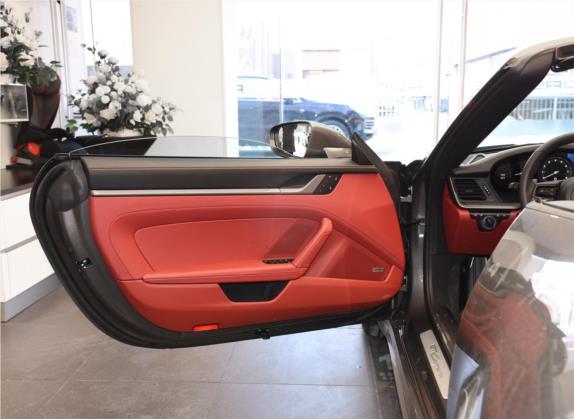 保时捷911 2022款 Carrera Cabriolet 3.0T 车厢座椅   前门板