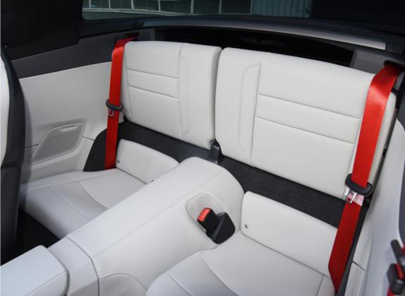保时捷911 2022款 Targa 4S 3.0T 车厢座椅   后排空间