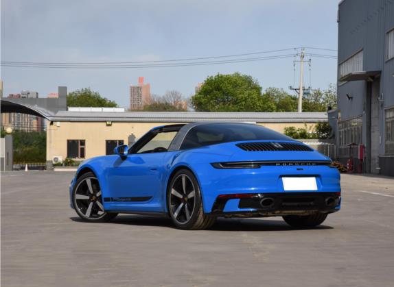 保时捷911 2022款 Targa 4S 3.0T 外观   斜后