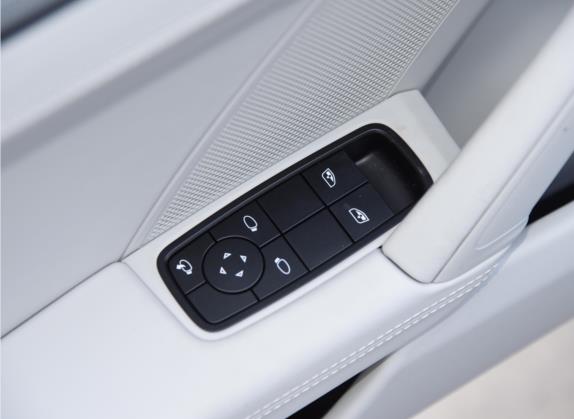 保时捷911 2022款 Targa 4S 3.0T 车厢座椅   门窗控制