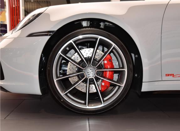 保时捷911 2023款 Carrera 4S 3.0T 其他细节类   前轮